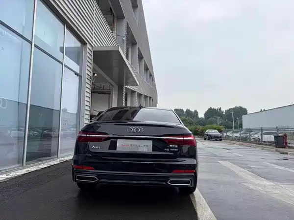 Audi A6L 2021