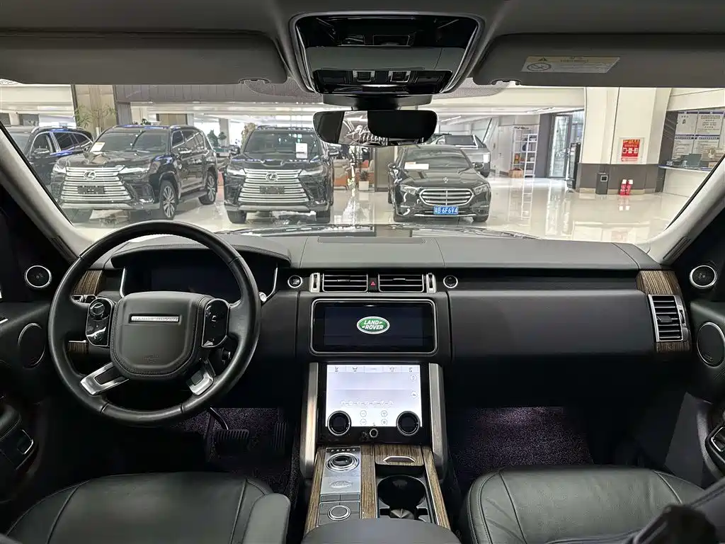 Land Rover Range Rover 2020 — фото 13