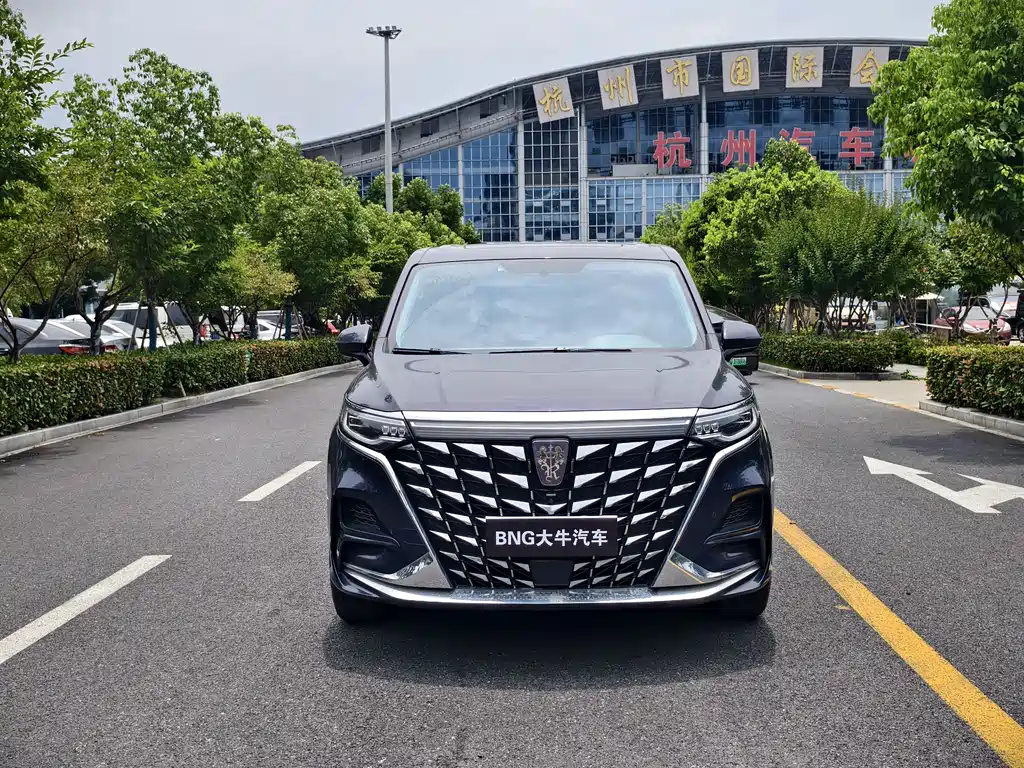 Roewe iMAX8 New Energy 2023