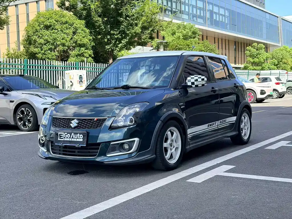 Suzuki Swift 2017 — фото 1