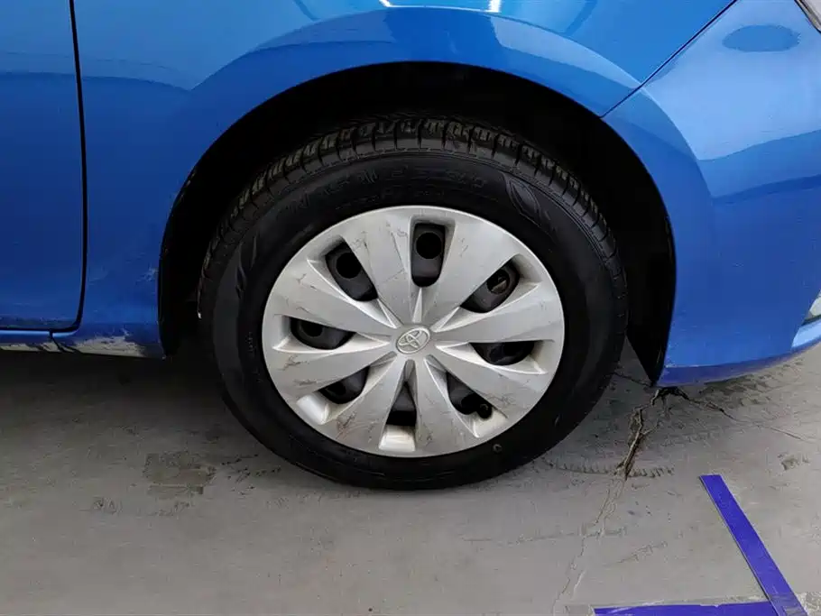 Toyota Yaris L 2020