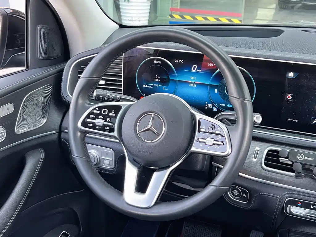 Mercedes-Benz GLE 2023 — фото 12