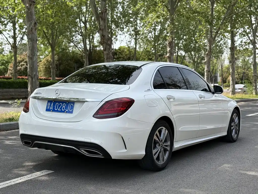 Mercedes-Benz C-Class 2020 — фото 9
