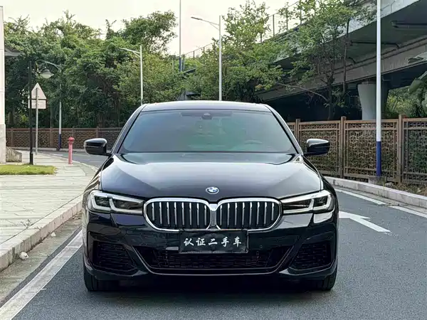 BMW 5 Series 2023