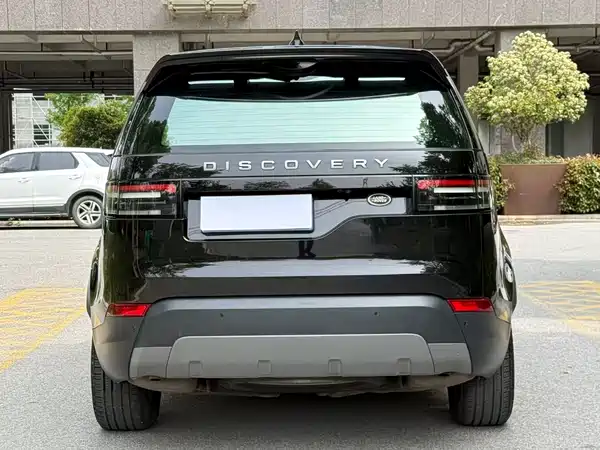 Land Rover Discovery 2020