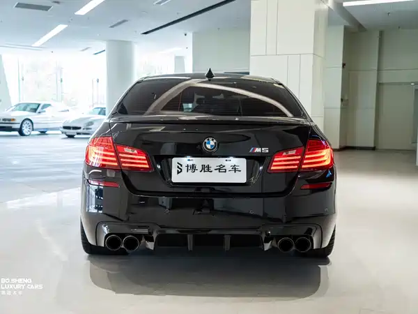 BMW M5 2014