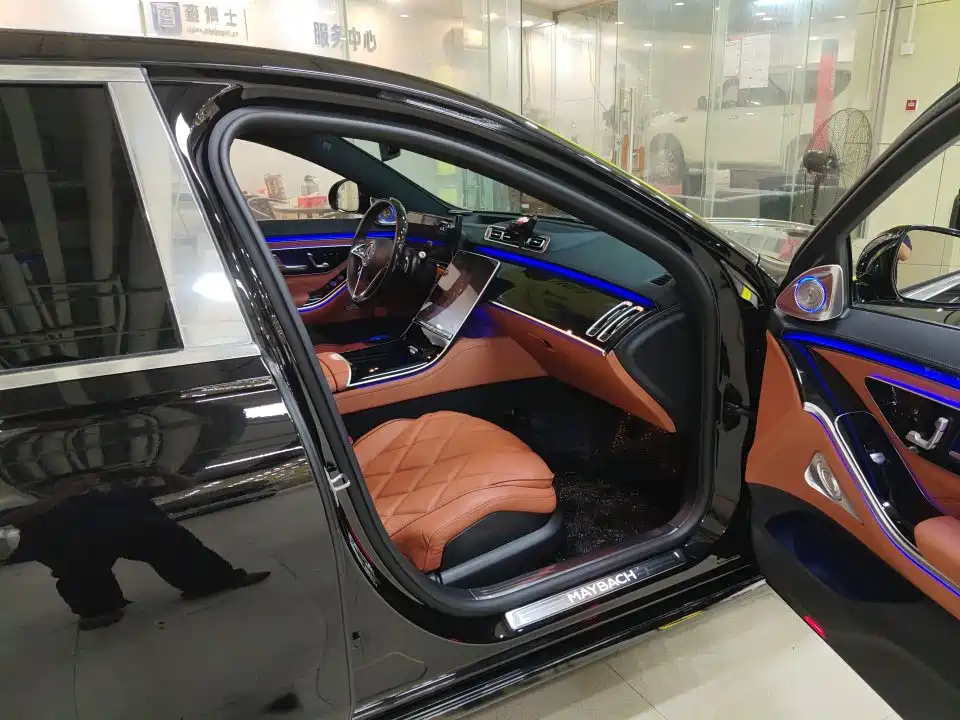 Mercedes-Benz Maybach S-Class 2024