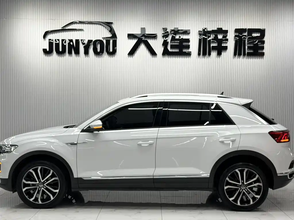 Volkswagen T-Roc 2023