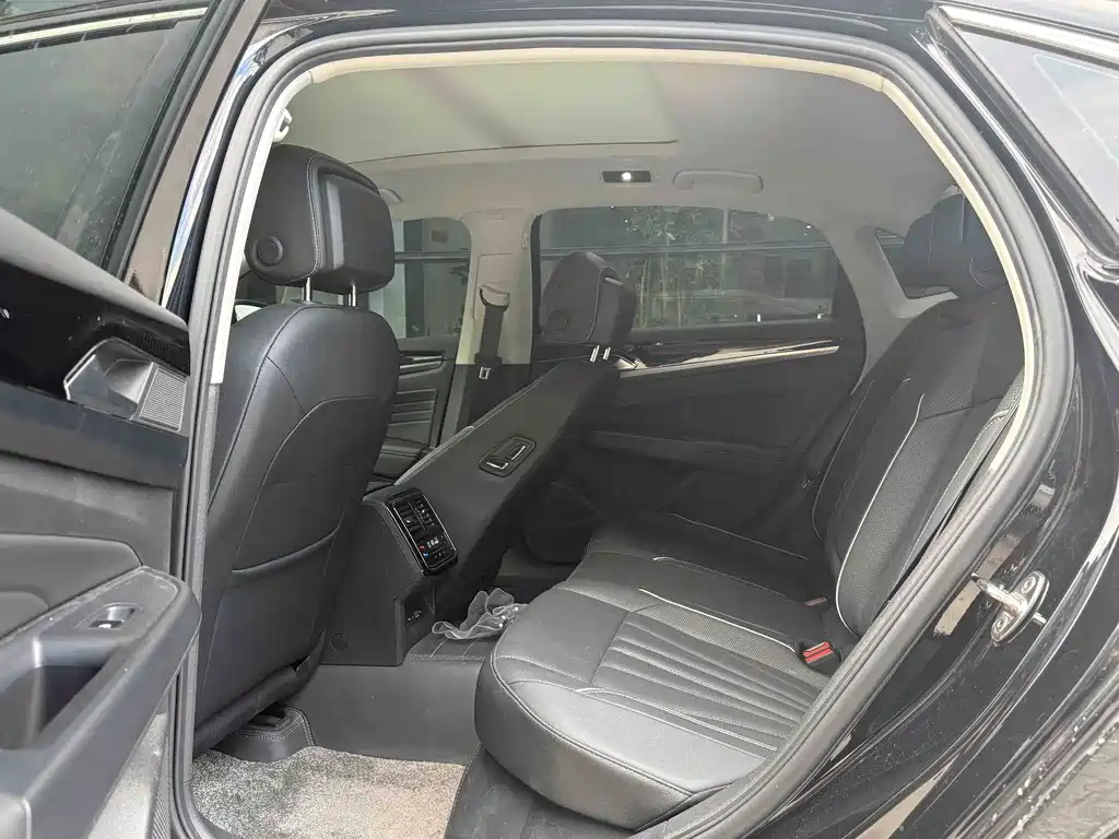 Volkswagen Passat 2024
