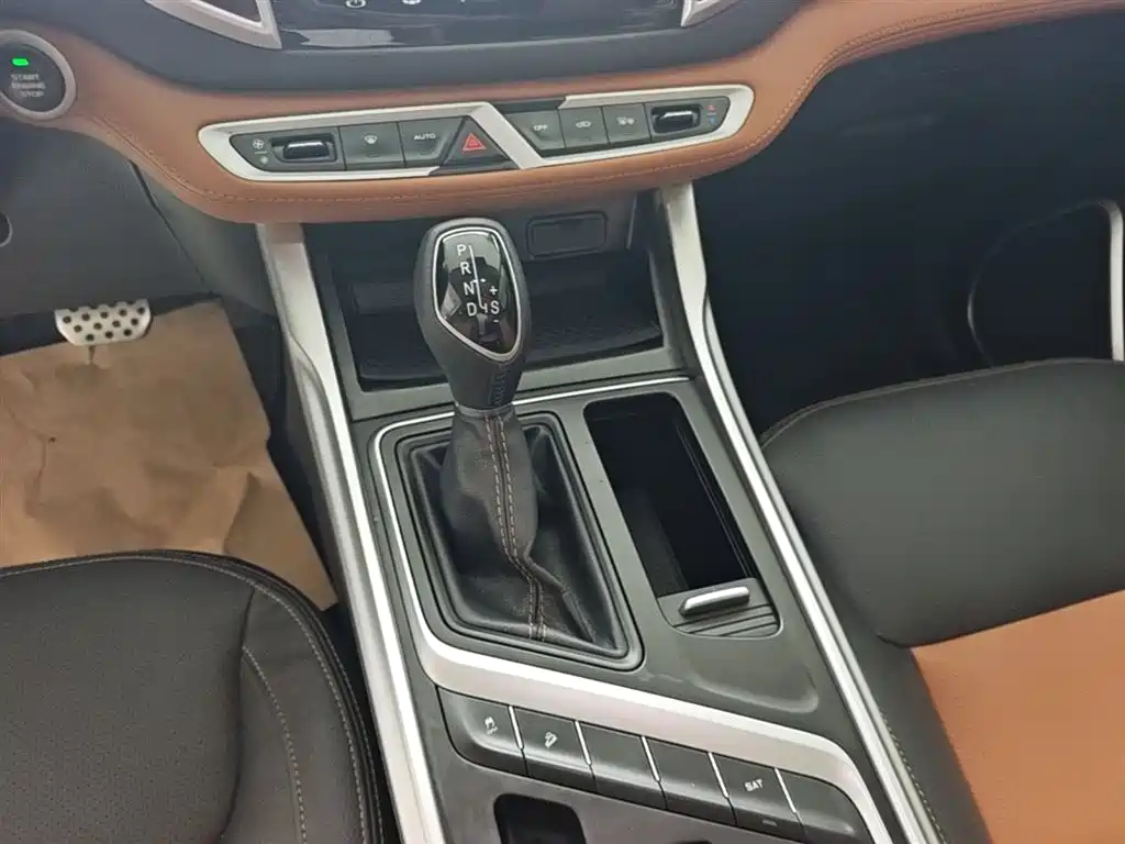 Geely Vision X6 2018 — фото 14
