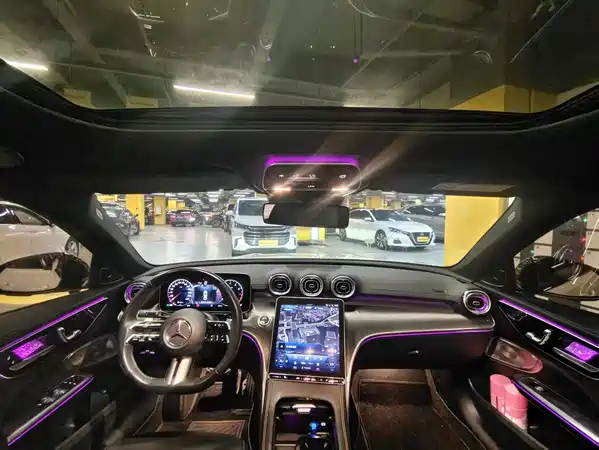 Mercedes-Benz C-Class 2024