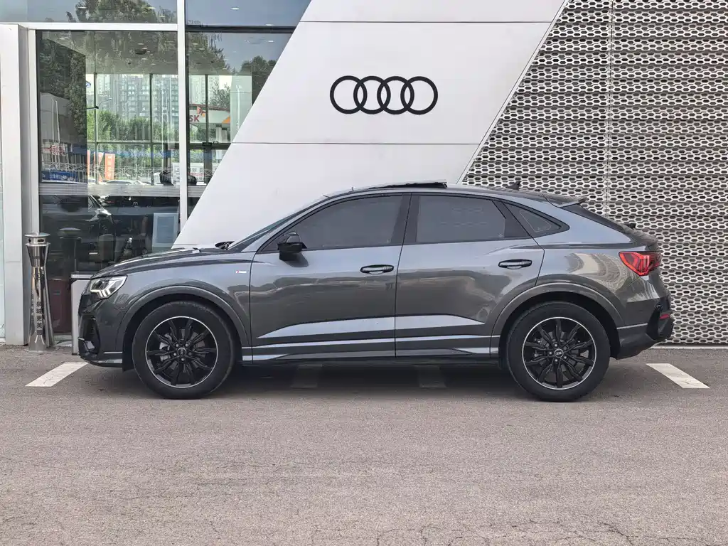 Audi Q3 Sportback 2021 — фото 3