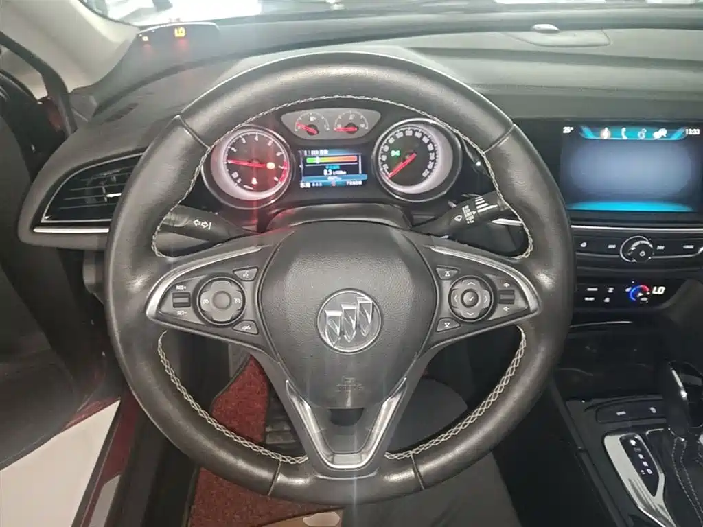 Buick Regal 2020 — фото 11