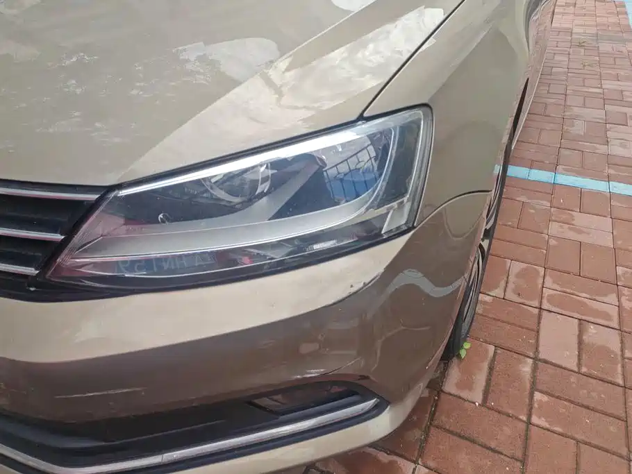 Volkswagen Sagitar 2017