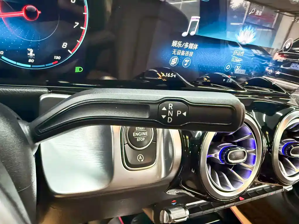 Mercedes-Benz GLB 2022 — фото 14