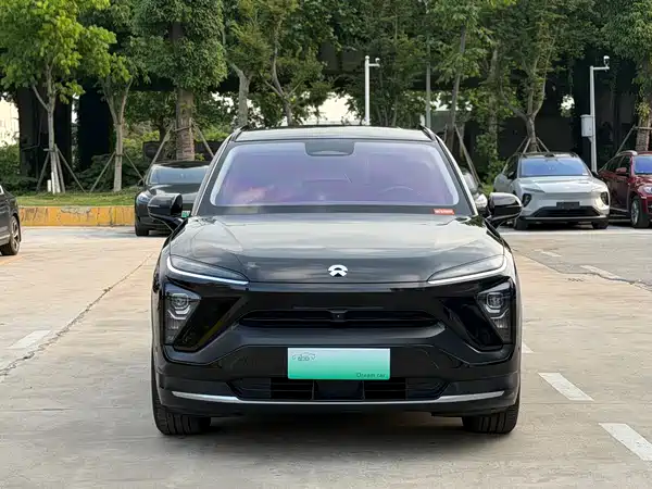 NIO ES6 2020