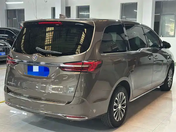 Buick GL8 2023