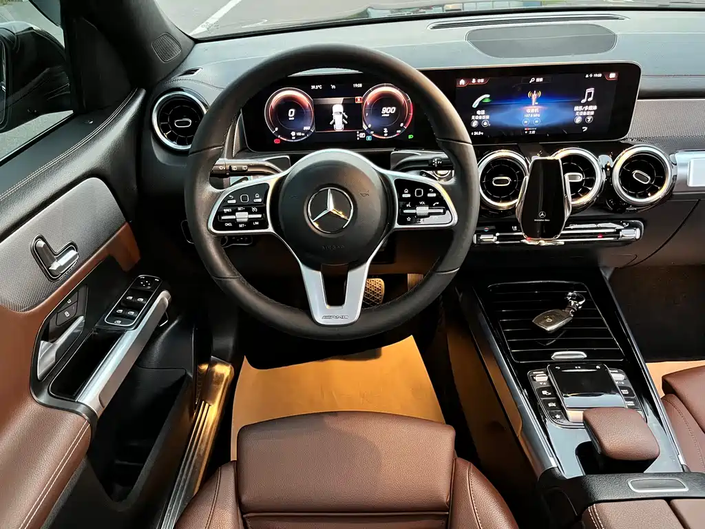 Mercedes-Benz GLB 2020 — фото 26
