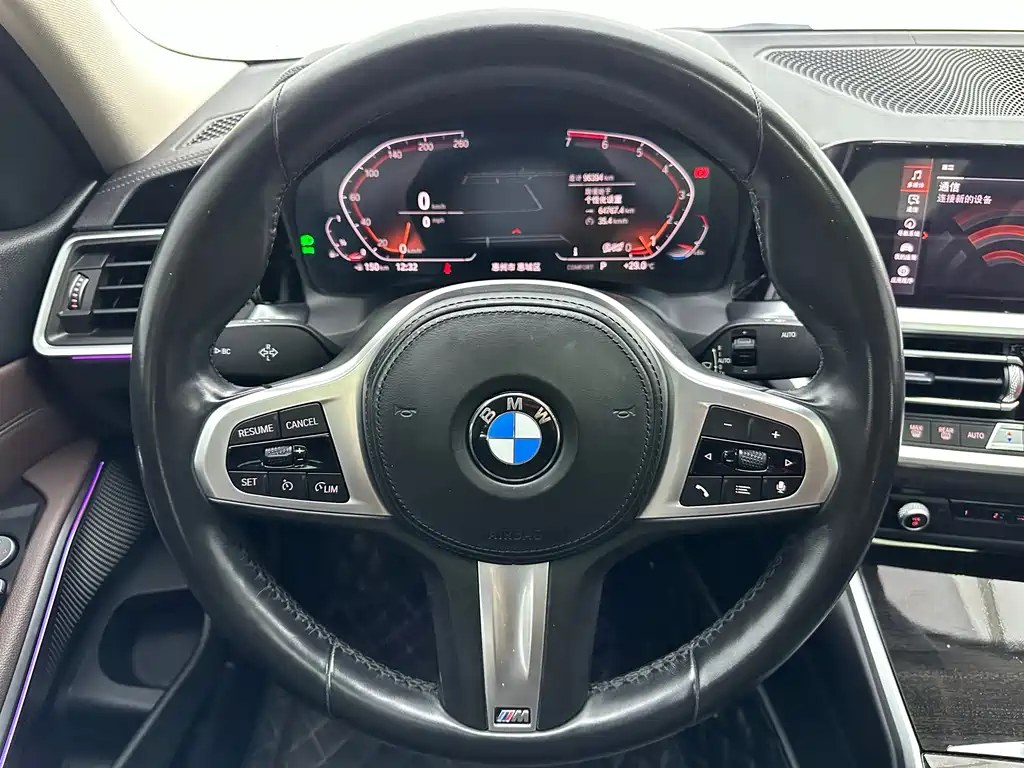 BMW 3 Series 2021 — фото 12