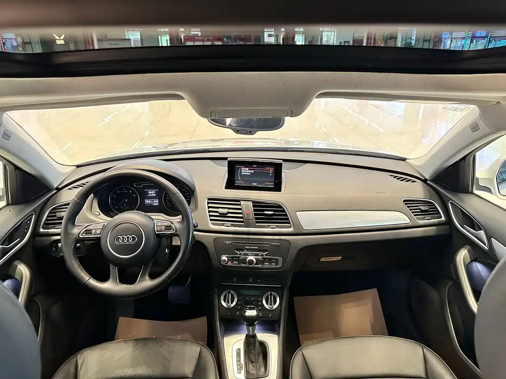 Audi Q3 2014 — фото 17