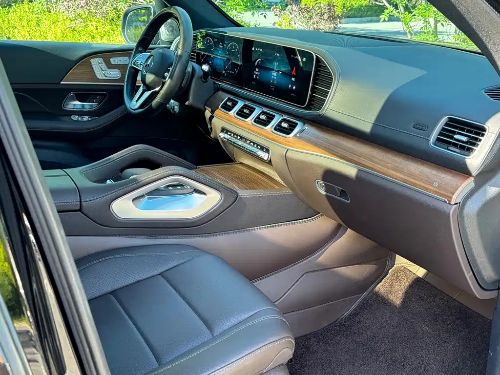 Mercedes-Benz GLS 2022 — фото 10