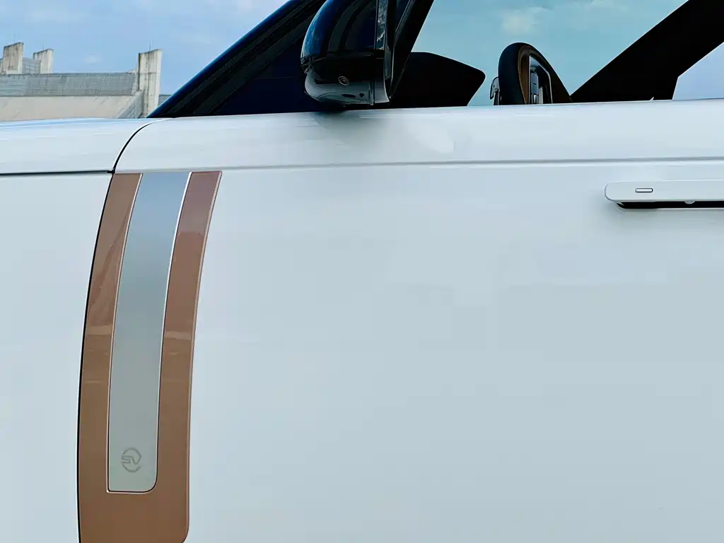 Land Rover Range Rover 2024 — фото 19