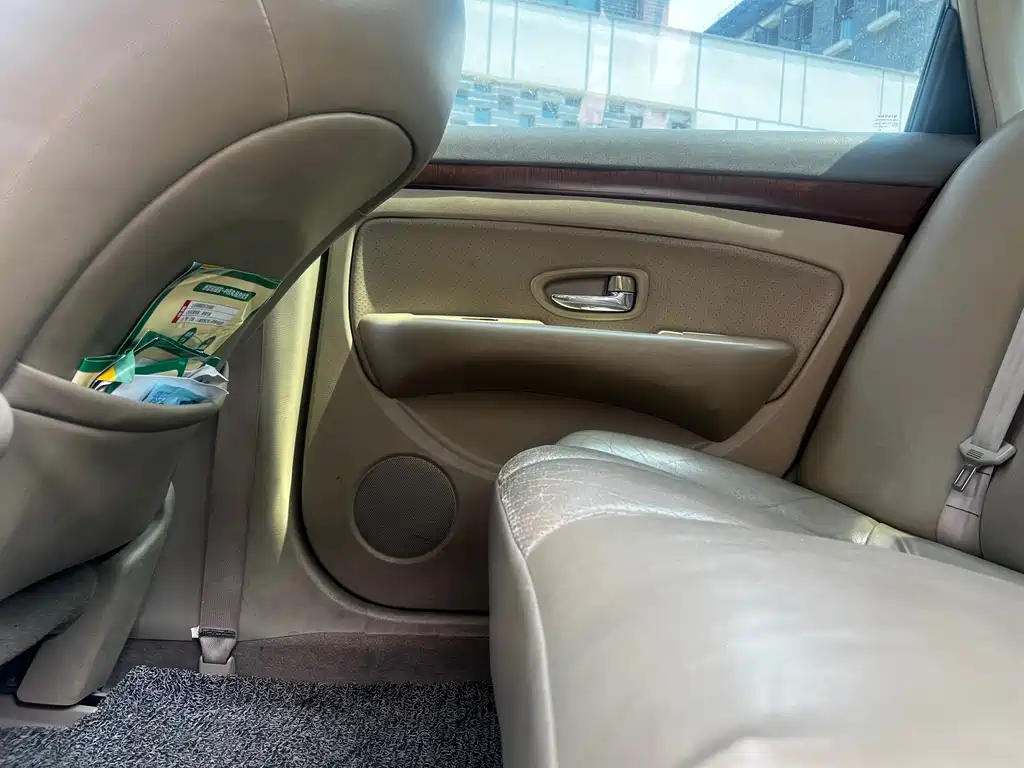 Nissan Sylphy 2010 — фото 25