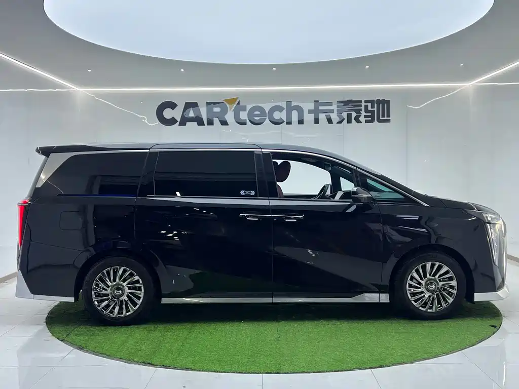 GAC Motor Trumpchi M8 2024 — фото 4