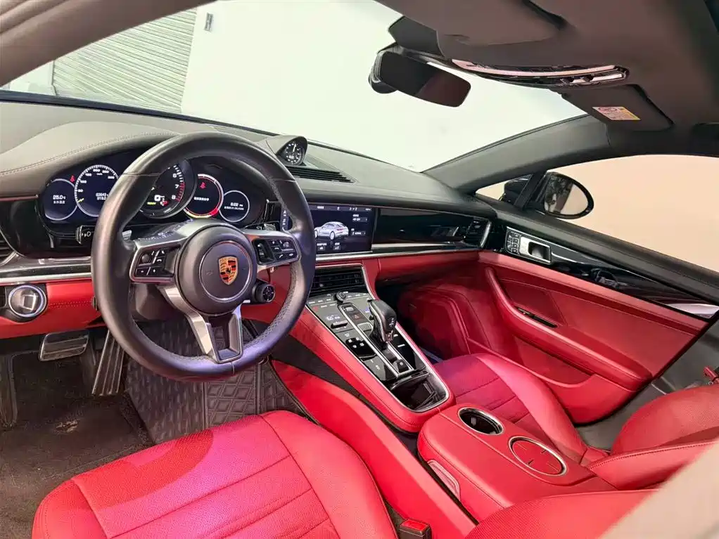 Porsche Panamera Hybrid 2018 — фото 12