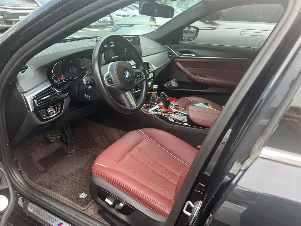 BMW 5 Series 2022