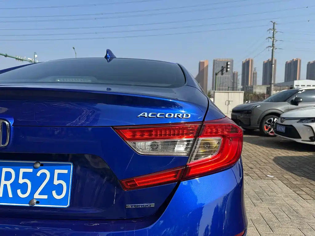 Honda Accord 2019 — фото 8