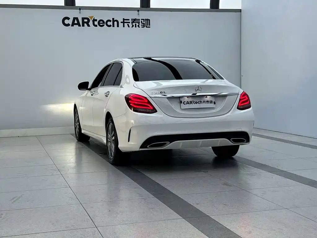 Mercedes-Benz C-Class 2018 — фото 3