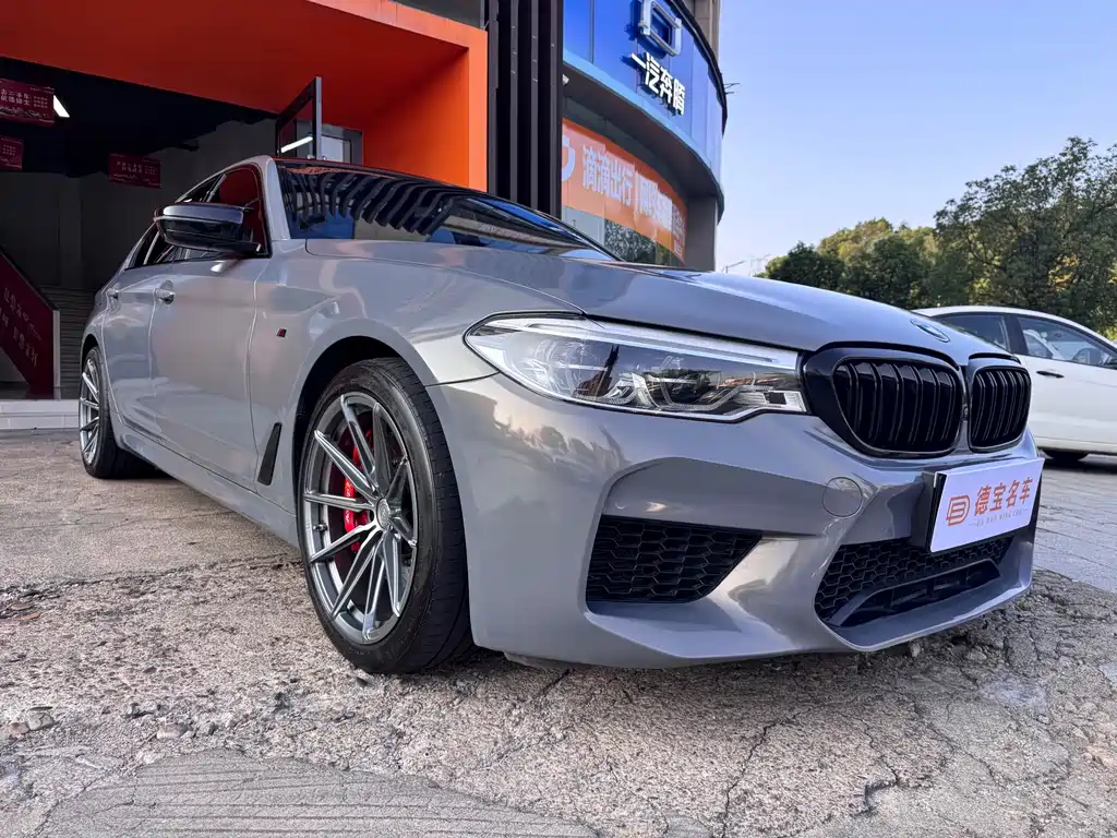 BMW 5 Series 2019