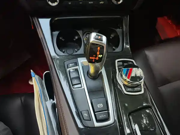 BMW 5 Series 2016