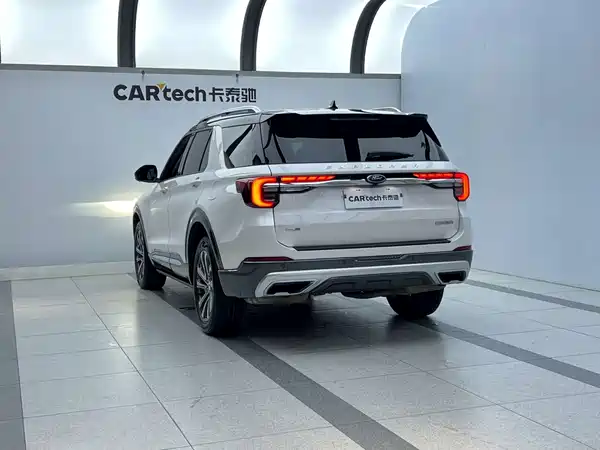 Ford Explorer 2023