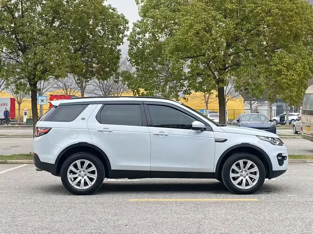 Land Rover Discovery Sport 2018 — фото 7