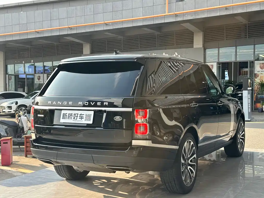 Land Rover Range Rover 2020 — фото 22