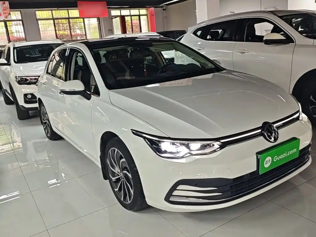 Volkswagen Golf 2022