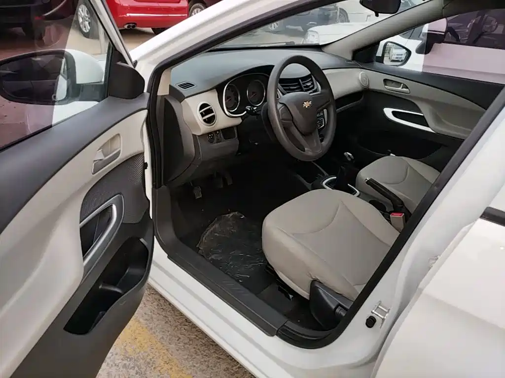 Chevrolet Sail 2015 — фото 16