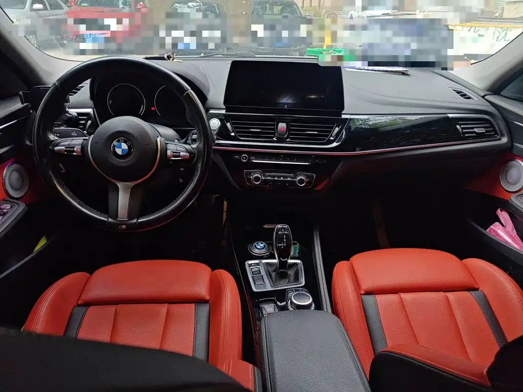 BMW 1 Series 2022 — фото 13