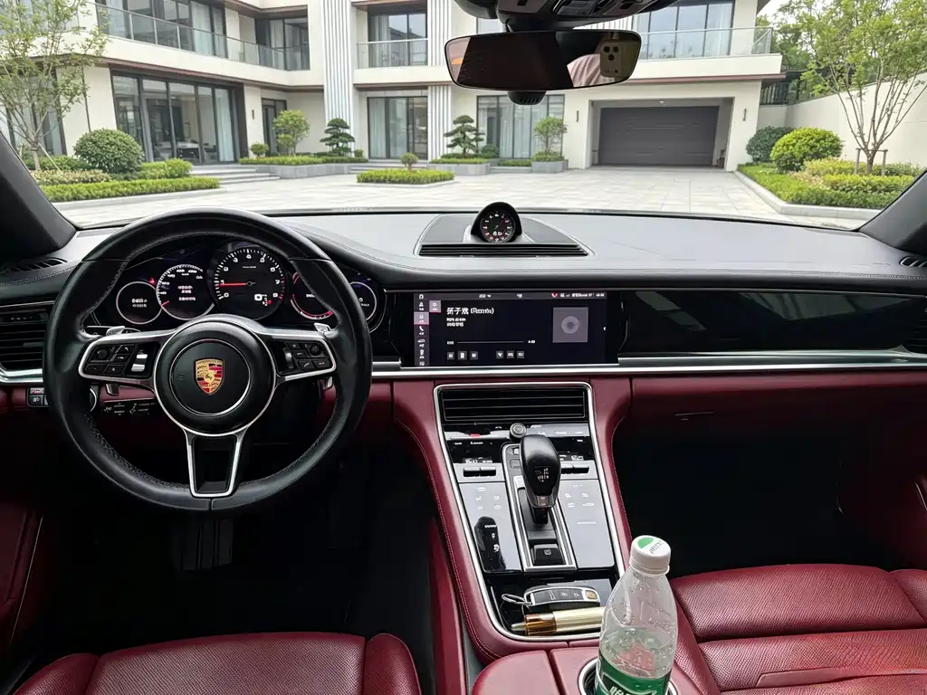 Porsche Panamera 2019 — фото 5