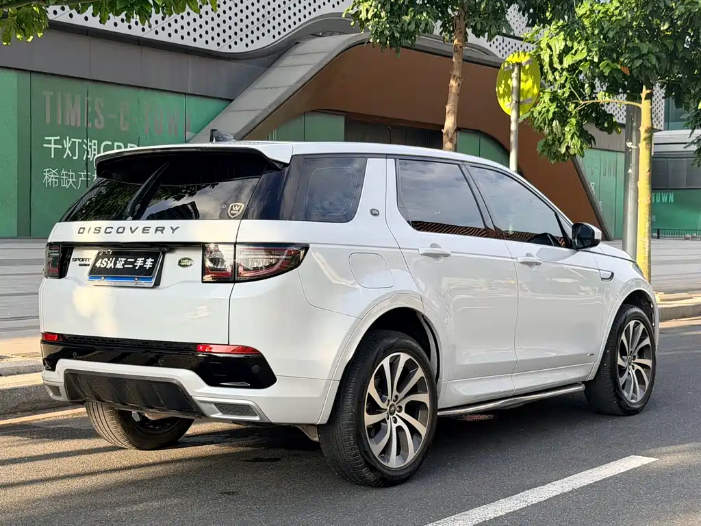 Land Rover Discovery Sport 2020 — фото 4