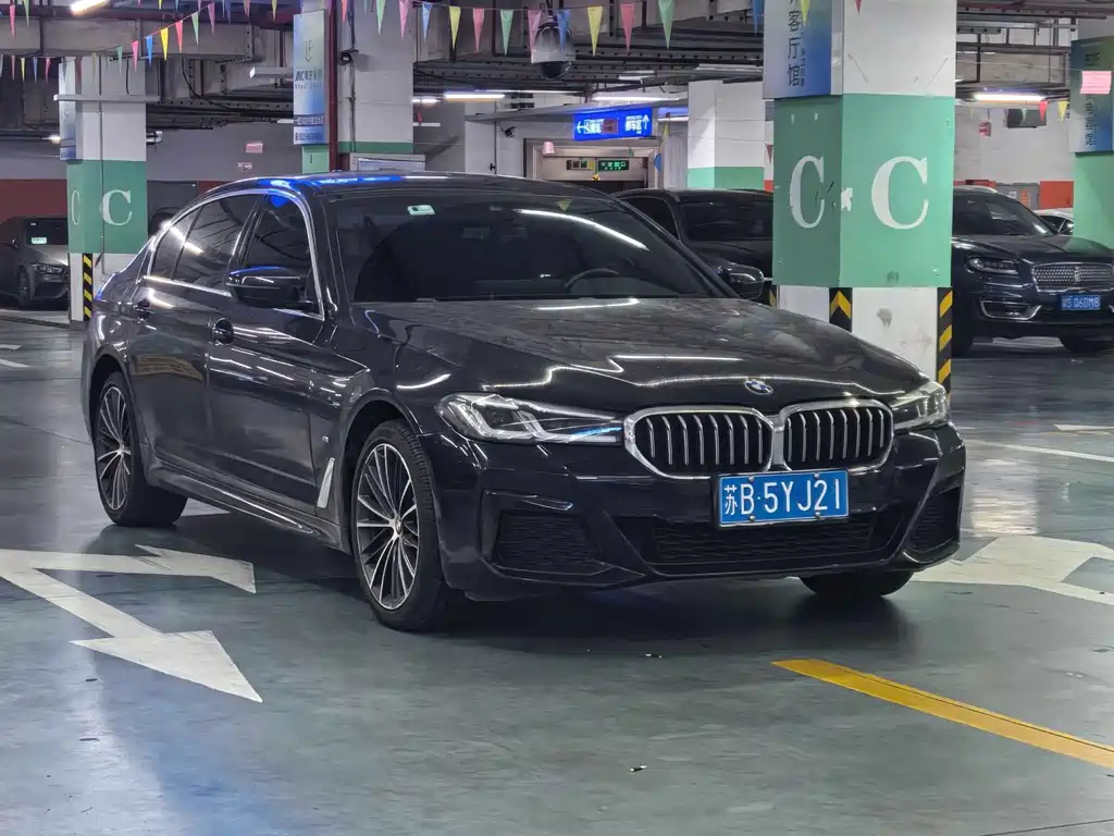 BMW 5 Series 2021
