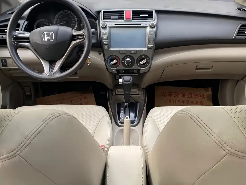 Honda City Classic 2014 — фото 16