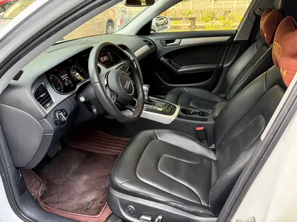 Audi A4L 2014
