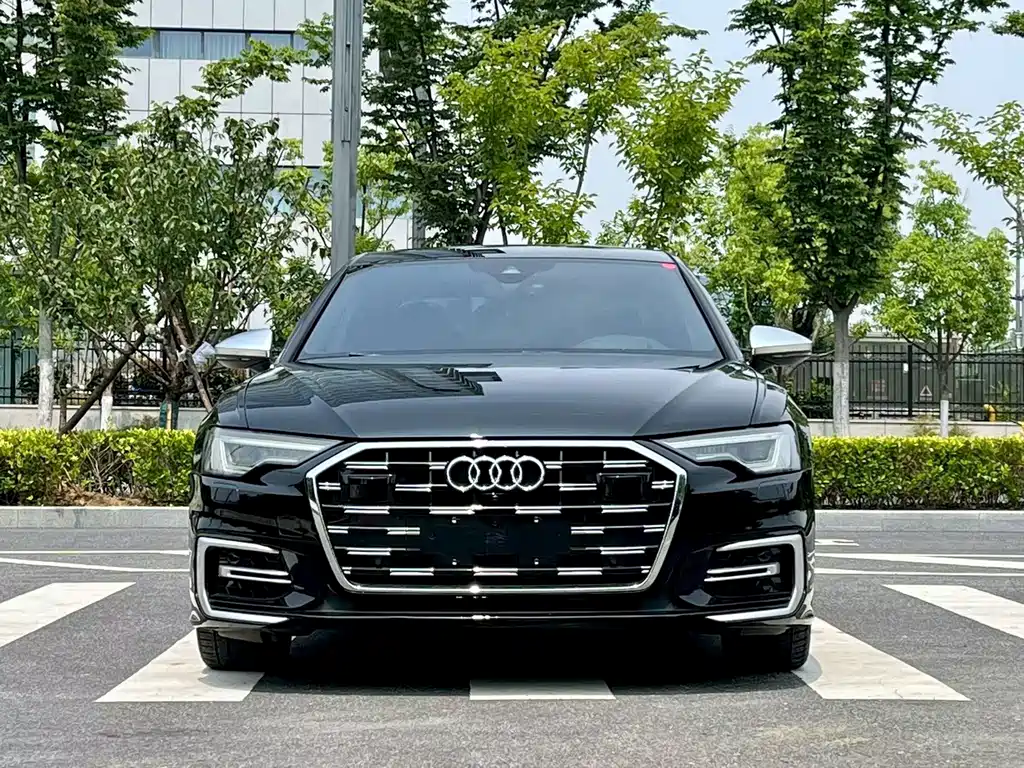 Audi A6L 2020