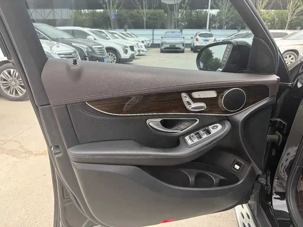 Mercedes-Benz GLC 2018