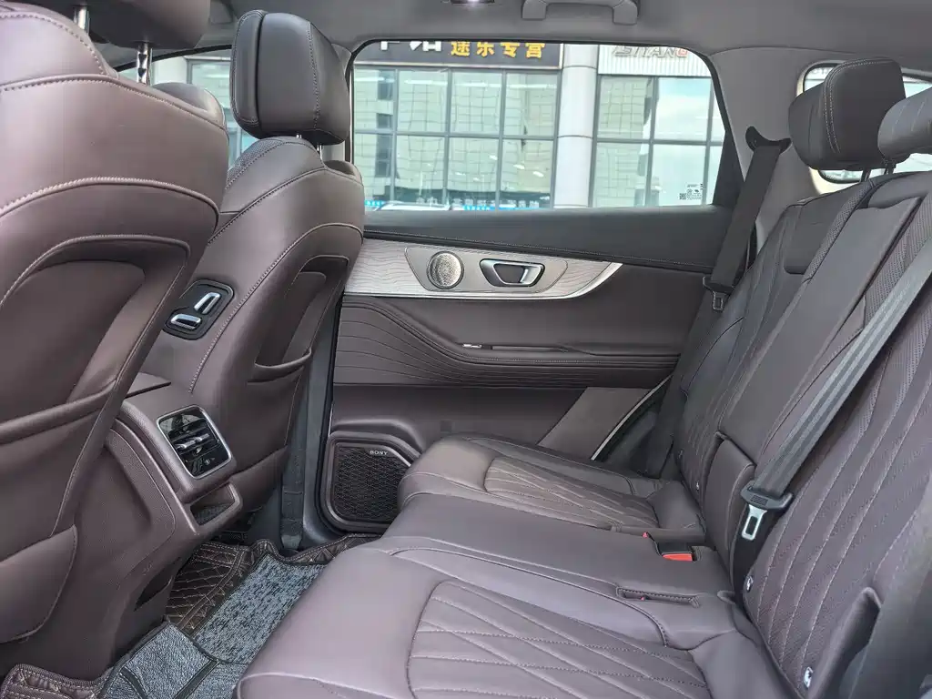 Chery Tiggo 8 PLUS 2024 — фото 13