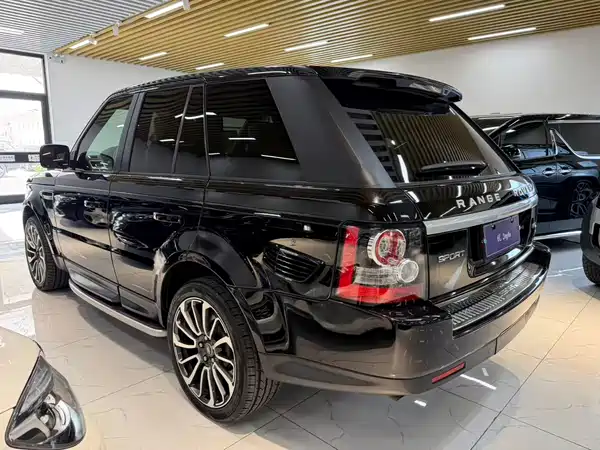 Land Rover Range Rover Sport 2013