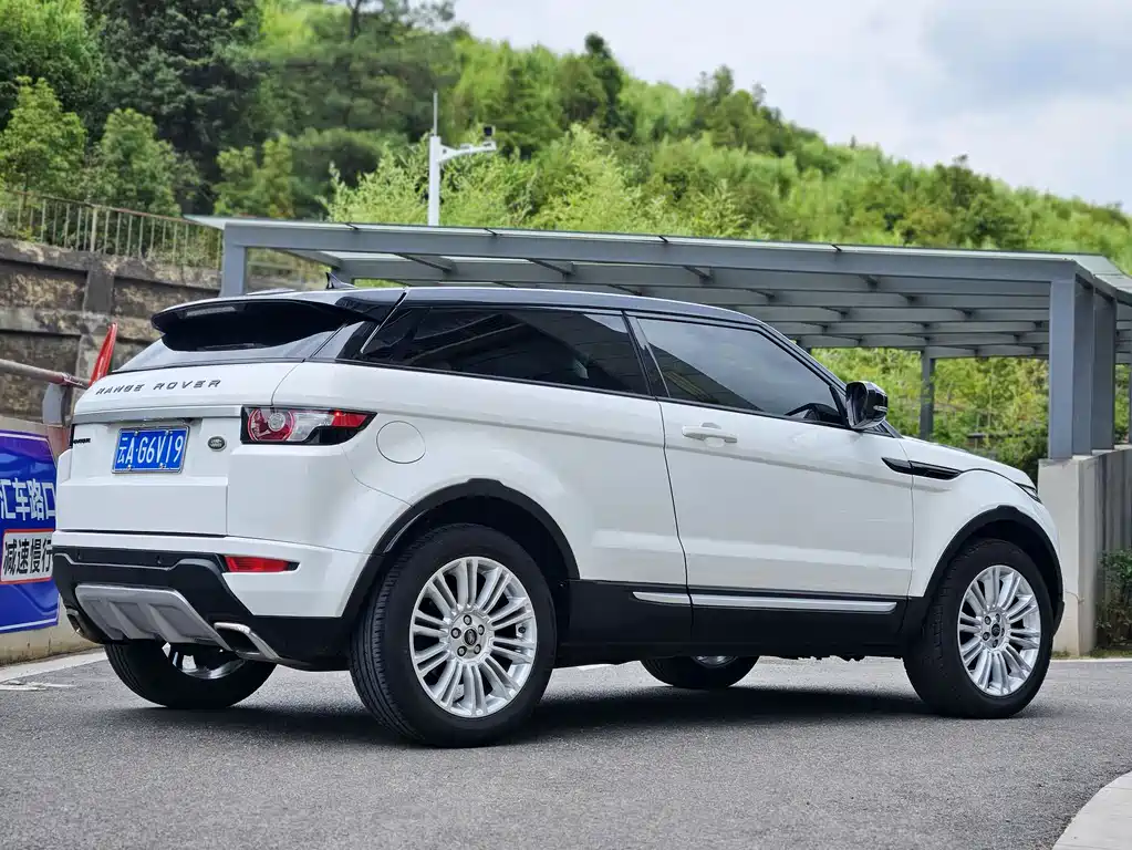 Land Rover Evoque 2012 — фото 9